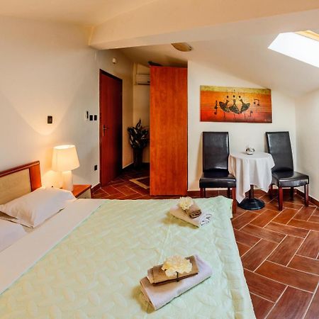 Rooms Laura Медулин Екстериор снимка