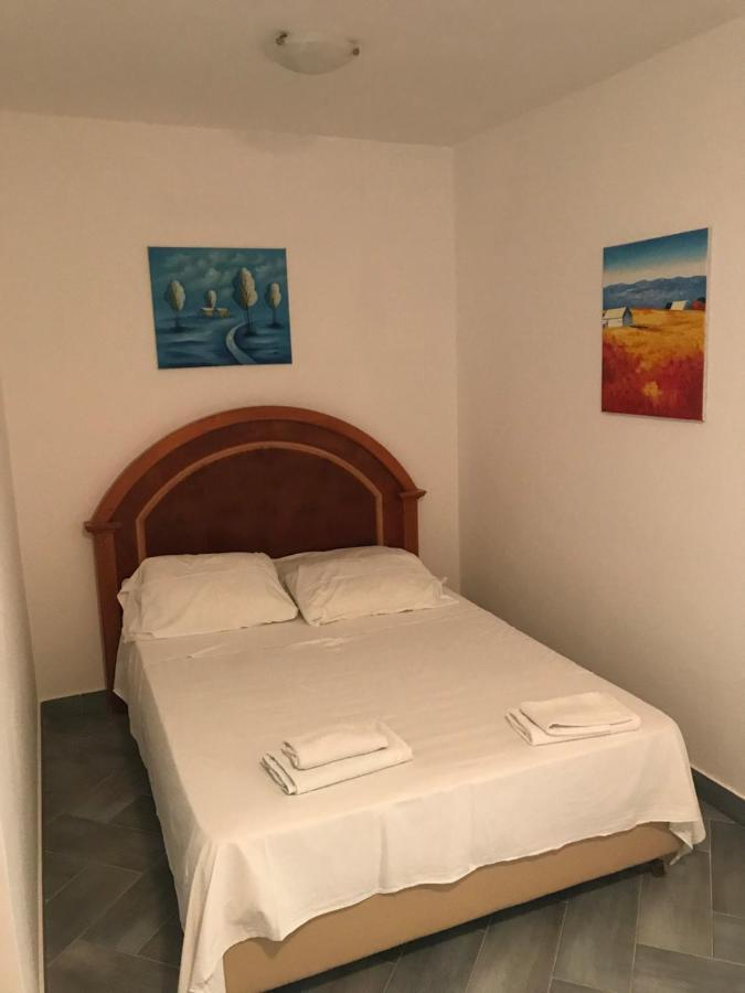 Rooms Laura Медулин Екстериор снимка