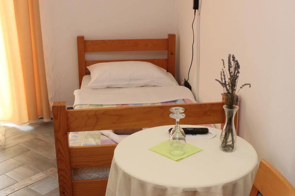 Rooms Laura Медулин Екстериор снимка
